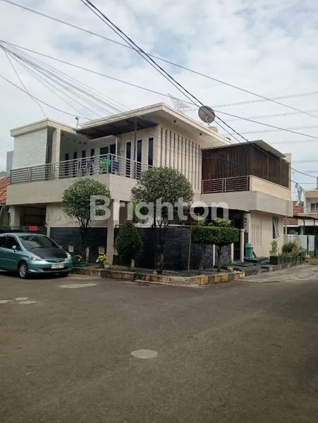 image RUMAH MEWAH 4 KT DI METRO PERMATA SATU (1)