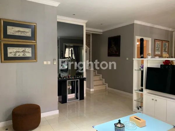 image RUMAH MEWAH 4 KT DI METRO PERMATA SATU (2)