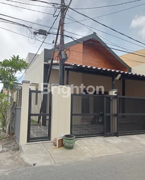 image DIJUAL RUMAH MANUKAN, FULL RENOV, SHM, BERSIH & RAPI, SIAP HUNI (1)