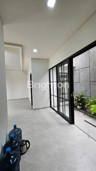 image DIJUAL RUMAH BRANDNEW DI BELAKANG MALL THE PARK SAWANGAN  DEPOK (2)