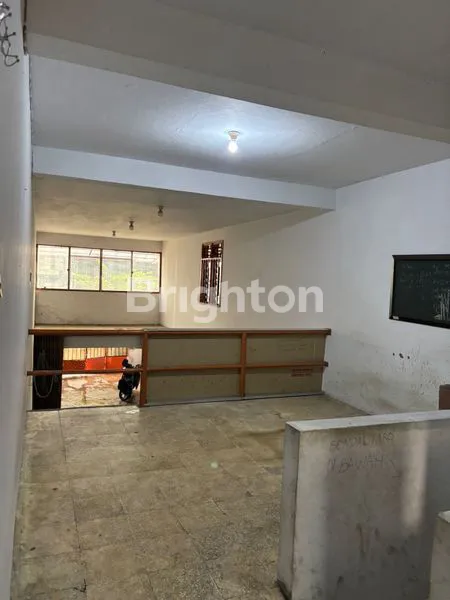 image RUMAH STRATEGIS JELAMBAR, 2 KT & 1 GARASI (2)