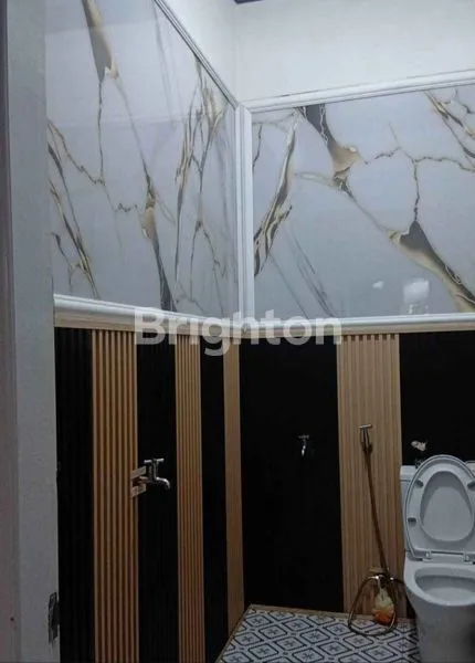 image RUMAH STRATEGIS TENGAH KOTA (8)