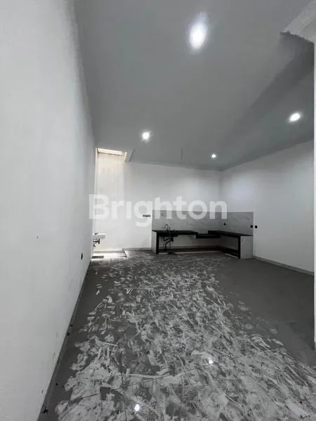 image RUMAH PADEMANGAN ROW 2 MOBIL UK 6X15 3LT 5KT 4KM SHM JAKARTA UTARA (2)