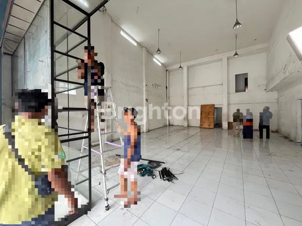 image RUKO RUANG USAHA STRATEGIS JALAN RAYA UTAMA SOLO GENTAN  (3)