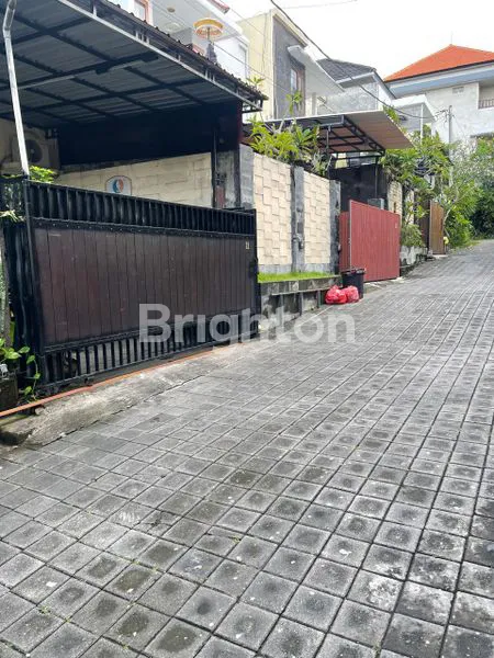 image RUMAH MINIMALIS DAERAH DENPASAR BARAT. TERLETAK DI PERUM GAYA RESIDENCE DESA PADANGSAMBIAN, KEC. DENPASAR BARAT, KOTA. DENPASAR, PROVINSI BALI.  (7)
