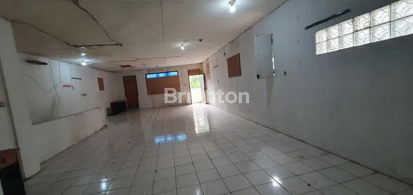 image RUKO 2 LANTAI PLONG DI JELAMBAR, LT 99M² (3)