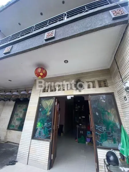 image RUMAH LANTAI 3 LOKASI STRATEGIS (2)