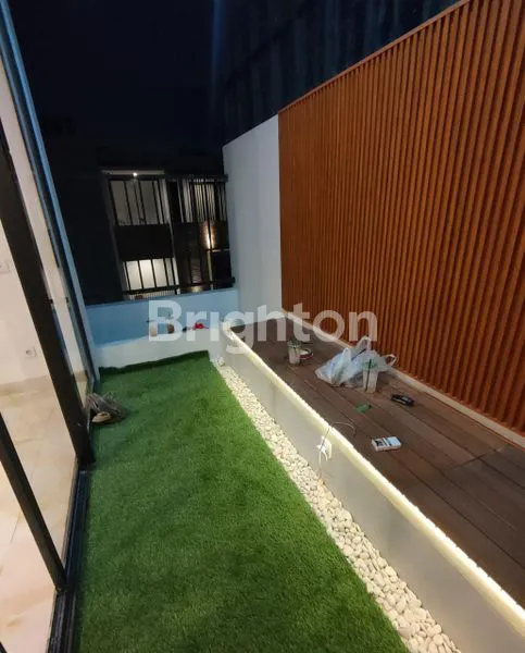 image RUMAH BARU 3 LANTAI FULL FURNISHED ANWA PURI (7)