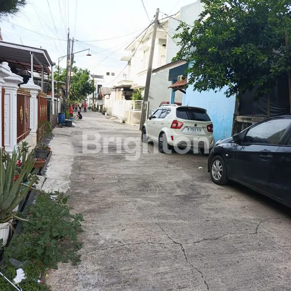 image PASSIVE INCOME RUMAH KOST 11 KAMAR TIDUR DIDAERAH STRATEGIS DI PERUMNAS 1,KAYU RINGIN, BEKASI SELATAN (3)