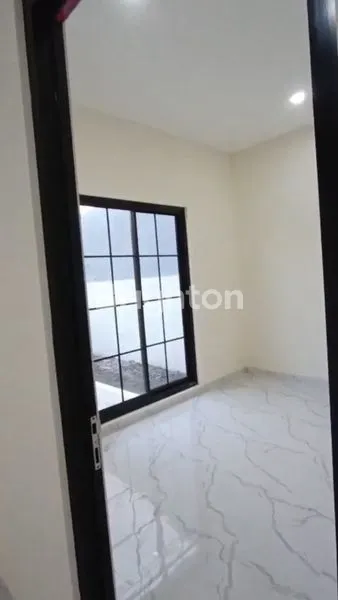 image RUMAH MINIMALIS DI MULYOSARI UTARA (8)