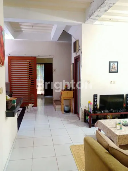 image RUMAH 2 LANTAI DALAM KOMPLEK DI  SEKITAR BINTARO, TANGERANG (6)