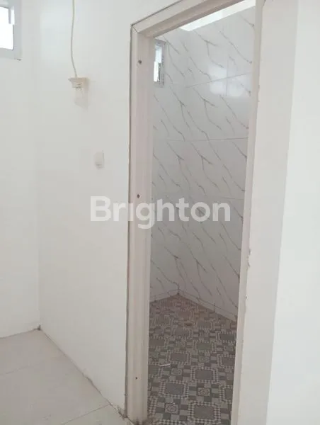 image DIJUAL / DISEWA ,RUKO GANDENG 3 PINGGIR JALAN RAYA BOGOR 2 LANTAI. (6)