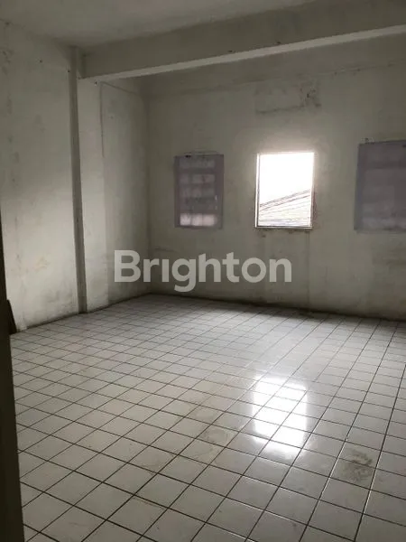 image RUKO 4 LANTAI STRATEGIS DI CIPUTAT (6)