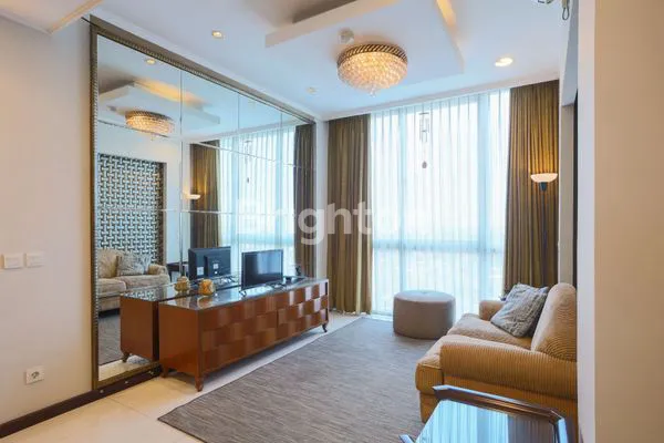 image APARTEMEN VIA VUE 3BR FULL FURNISH BAGUS SIAP PAKAI CIPUTRA WORLD (1)