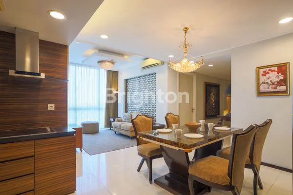 image APARTEMEN VIA VUE 3BR FULL FURNISH BAGUS SIAP PAKAI CIPUTRA WORLD (6)