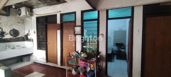 image RUMAH + TOKO HARGA DI BAWAH PASARAN TENGAH KOTA MALANG (5)
