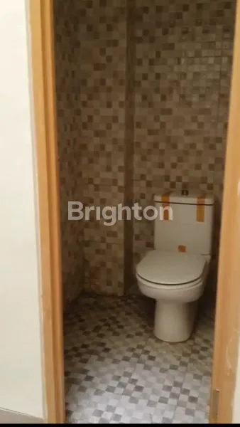 image RUMAH BARU REKONDISI 3 LANTAI – STRUKTUR TAHAN GEMPA – KOSAMBI, JAKARTA BARAT (8)