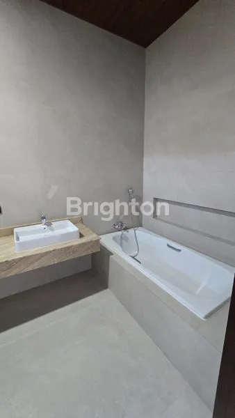 image DI JUAL RUMAH BARU NEWTON HILL (7)