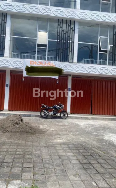 image RUKO GANDENG SIAP HUNI DI JANTUNG BISNIS DENPASAR BARAT (1)