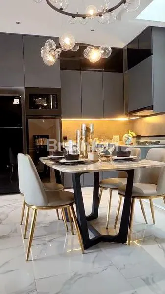 image RUMAH MEWAH 4KT DI GIVENCY ONE MEDAN (7)