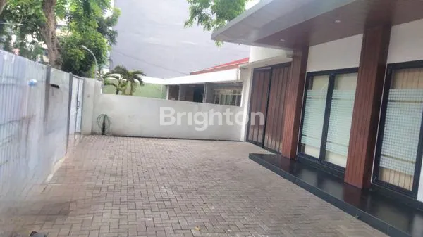 image KANTOR LUAS DI PETOJO, SHM, SIAP HUNI, LOKASI PREMIUM (5)