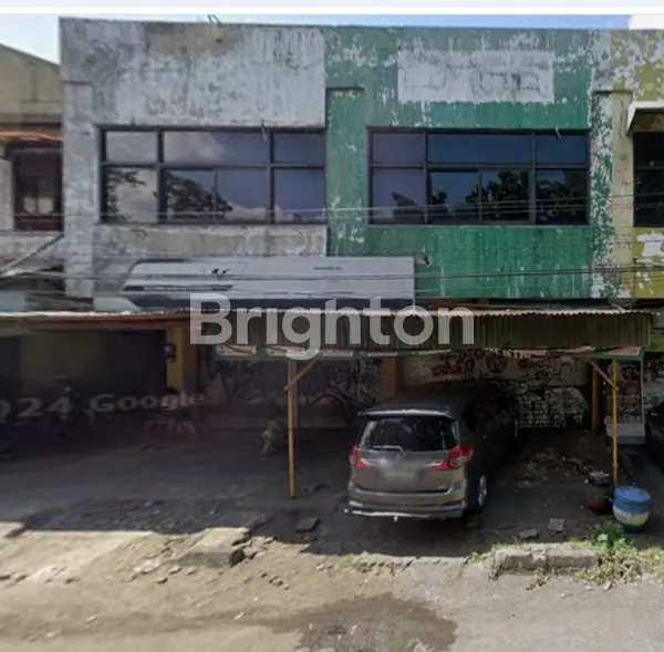 image DISEWAKAN RUKO RAYA MANYAR STRATEGIS DEKAT TENGAH KOTA (1)