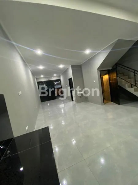 image RUMAH BARU PATUNG KUDA TAMAN KOPO INDAH 2 SIAP HUNI CARPOT LUAS SHM (4)