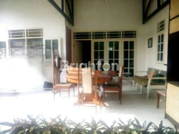 image DI JUAL MURAH !!! RUMAH 2 LANTAI STRATEGIS DEPOK  5 KAMAR, DEKAT TOL CIJAGO & UI – SHM (2)