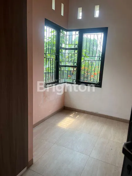 image RUMAH SUPER CANTIK DEKAT TOLL DAN MALL DI CIBINONG BOGOR (7)