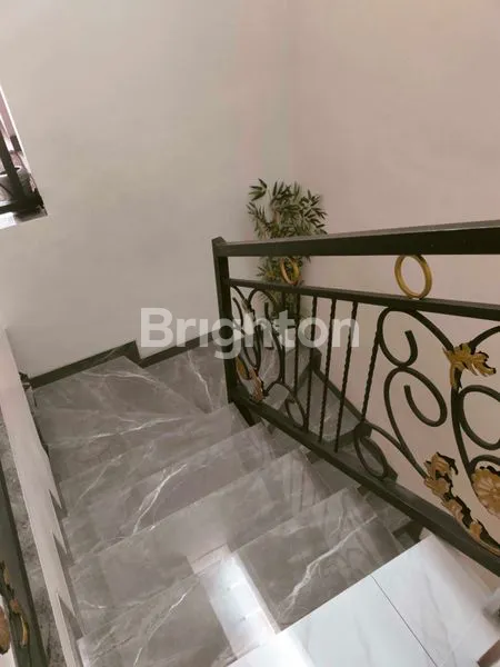 image MEDOKAN ASRI UTARA RUMAH TERAWAT SIAP HUNI DKT RUNGKUT MERR KAMPUS UPN GUNUNG ANYAR NIRWANA EKSEKUTIF (6)