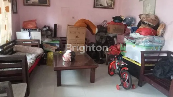 image RUMAH 2.5 LANTAI JALAN PIDADA  (7)