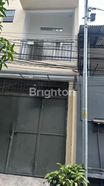 image RUMAH MINIMALIS 2 LANTAI DI JELAMBAR, HARGA 1M (8)