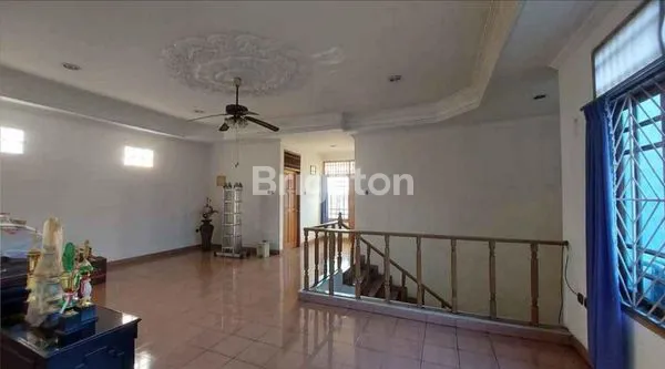 image RUMAH 2 LANTAI DI MERUYA SELATAN – LOKASI STRATEGIS DEKAT TOL, BEBAS BANJIR (7)