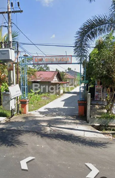 image RUMAH SIAP HUNI STRATEGIS DEPAN PEMANDIAN KOLAM RENANG JALAN UJUNG PANDANG (4)