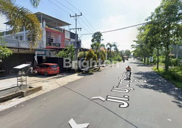 image RUMAH SIAP HUNI STRATEGIS DEPAN PEMANDIAN KOLAM RENANG JALAN UJUNG PANDANG (2)