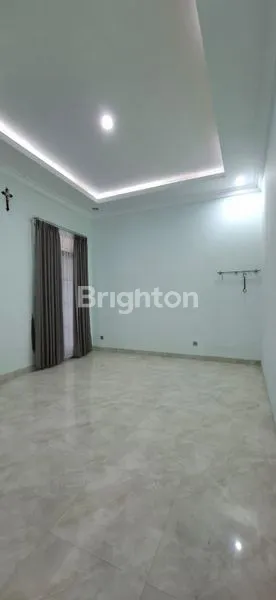 image DI JUAL RUMAH DI RENON (7)