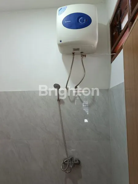 image TAMAN HOLIS INDAH 1  ..SEWA RUMAH TINGGAL  (4)