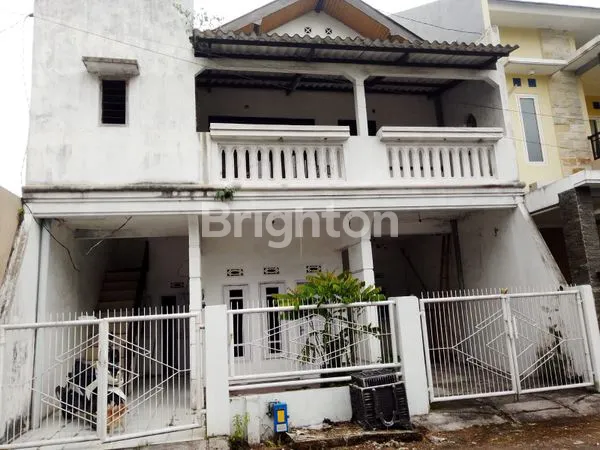 image RUMAH ASRI 2 LANTAI RIVERSIDE MALANG KOTA (1)