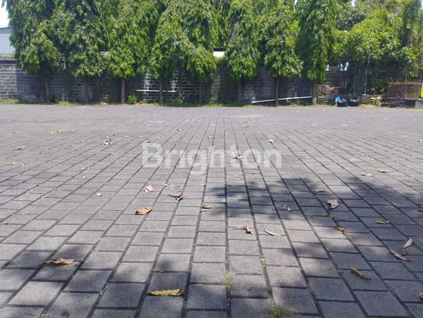 image TANAH 8,2 ARE DI KESIMAN, DENPASAR TIMUR – LOKASI STRATEGIS COCOK UNTUK HUNIAN ATAU INVESTASI MENJANJIKAN! (1)