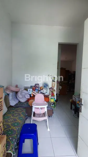 image HUNIAN NYAMAN DEKAT KAMPUS WIDYA MANDALA (2)