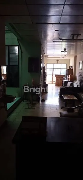 image RUKO 4 LT SIAP PAKAI DIDAERAH STRATEGIS YANG COCOK UNTUK INVESTASI BISNIS DI KALIANYAR DEKAT PASAR ATOOM, PASAR TURI, KAPASAN (8)