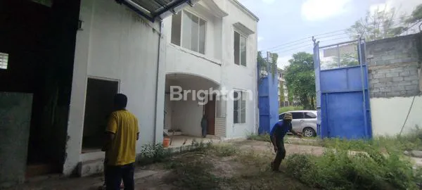 image GUDANG STRATEGIS 2KM KE PINTU TOL ROMOKALISARI AKSES KONTAINER 40FT AREA GRESIK (2)