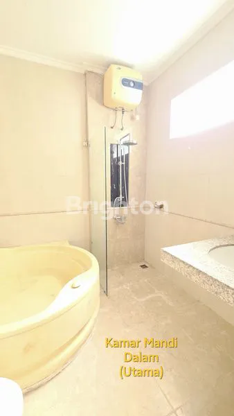 image DEKAT MAIN GATE , RUMAH KAWASAN ELITE CITRALAND FURNISH SIAP HUNI SOUTH EMERALD MANSION (2)