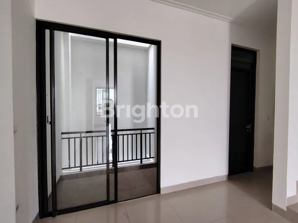 image RUKO BARU 3 LANTAI DI GREEN LAKE CITY, LT 54M² (7)