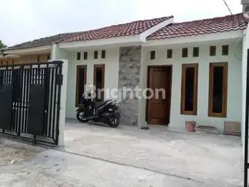 image RUMAH STRATEGIS DEPAN BLOK MUTIARA GADING (1)