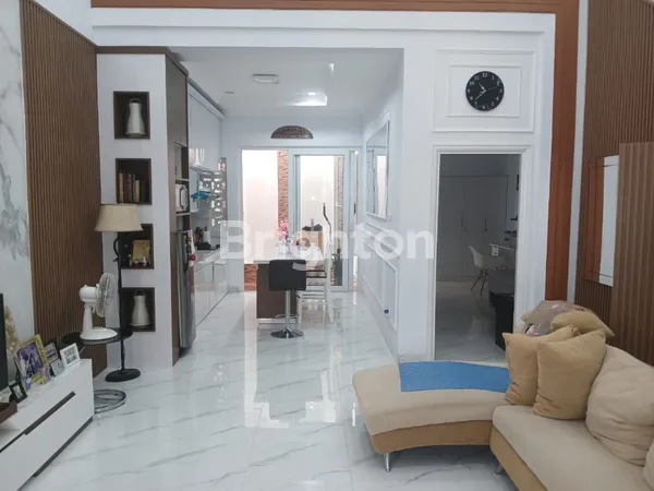 image RUMAH CANTIK FULL RENOVASI & FULL FURNISH (2)