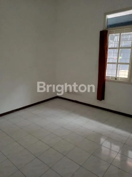 image RUMAH SIAP HUNI DI JALAN LOGAM2 SULFAT (5)
