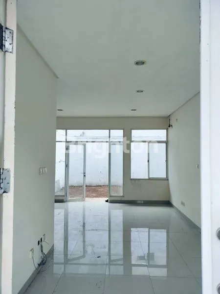 image RUMAH NYAMAN DAN CANTIK DI RESIDENCE ONE BSD (4)