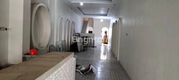 RUKO INTERIOR MEWAH DEKAT ALUN-ALUN BATU