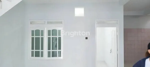 image RUMAH NANAS PONDOK CANDRA TERAWAT SIAP HUNI, STRATEGIS DEKAT MERR, DEKAT TOL TAMBAK SUMUR  (4)